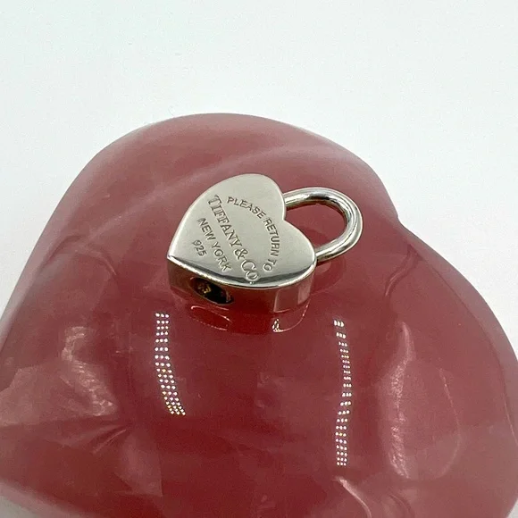 Tiffany & Co. RTT lock